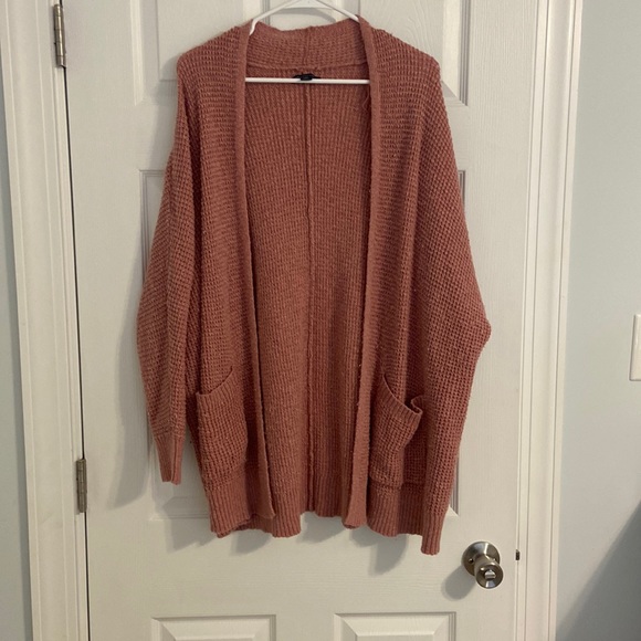 American Eagle Outfitters Sweaters - American Eagle Outfitters Cardigan